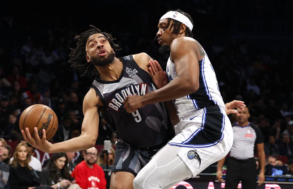 突出了伤停 突出了伤停