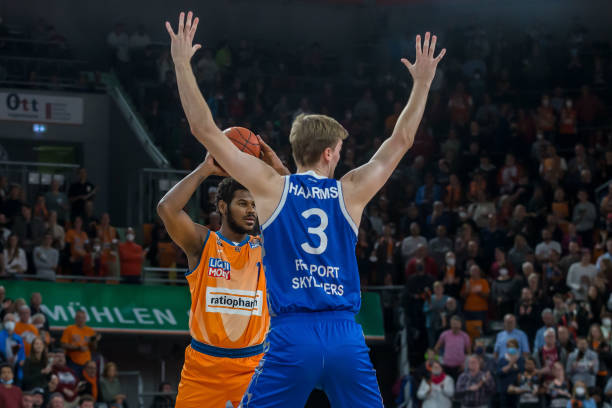 效传球或失 效传球或失