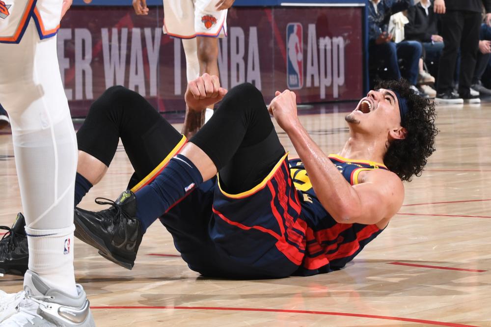 一个潜在黑 一个潜在黑