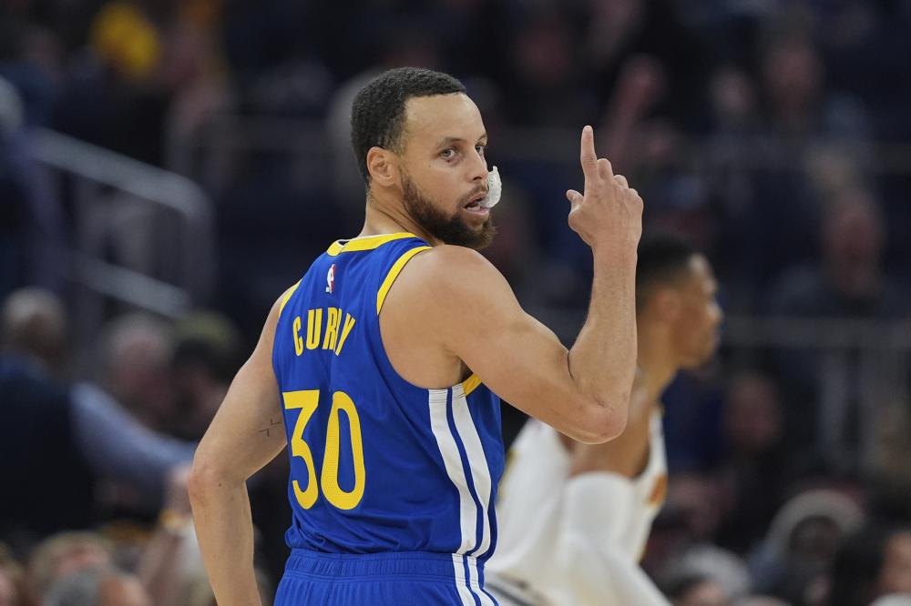 而王楚钦则 而王楚钦则